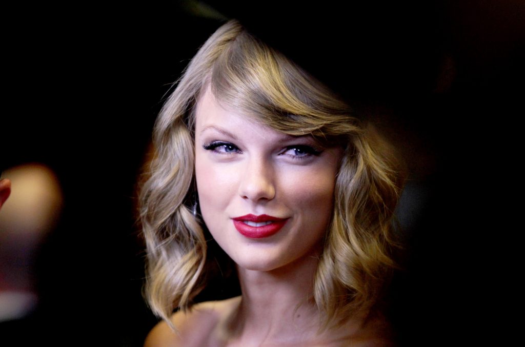 Navy SEALs vs Army’s Green Berets – Special Forces Comparison ( Video ) Navy SEALs vs Army’s Green Berets – Special Forces Comparison ( Video )