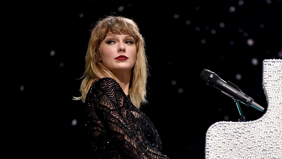 Taylor Swift Leads The Pack With Six MTV EMA Nominations Taylor Swift Leads The Pack With Six MTV EMA Nominations