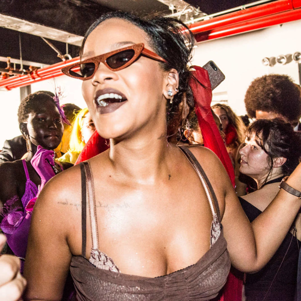 Rihanna on why she Included Pregnant Model on Savage x Fenty Runway Rihanna on why she Included Pregnant Model on Savage x Fenty Runway