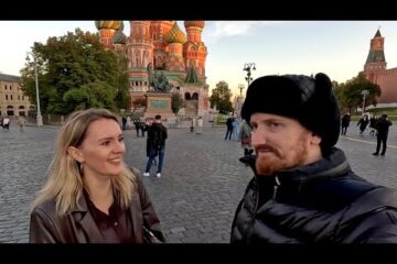 Classic SOVIET Canteen Food Review – Russian Cuisine