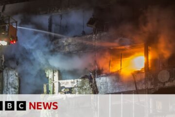 Russia and Ukraine trade deadly strikes as US and Moscow hold talks